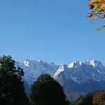 아파트 Parahotel 3*