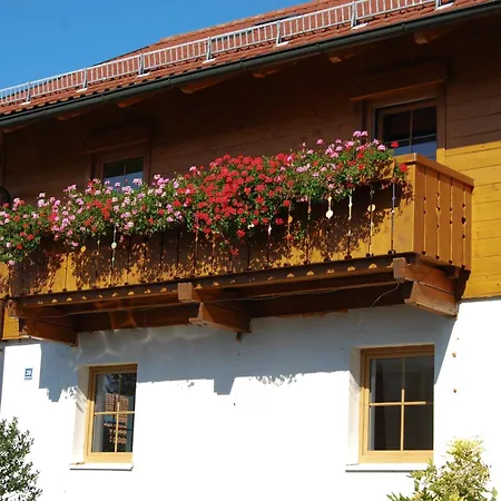 Parahotel